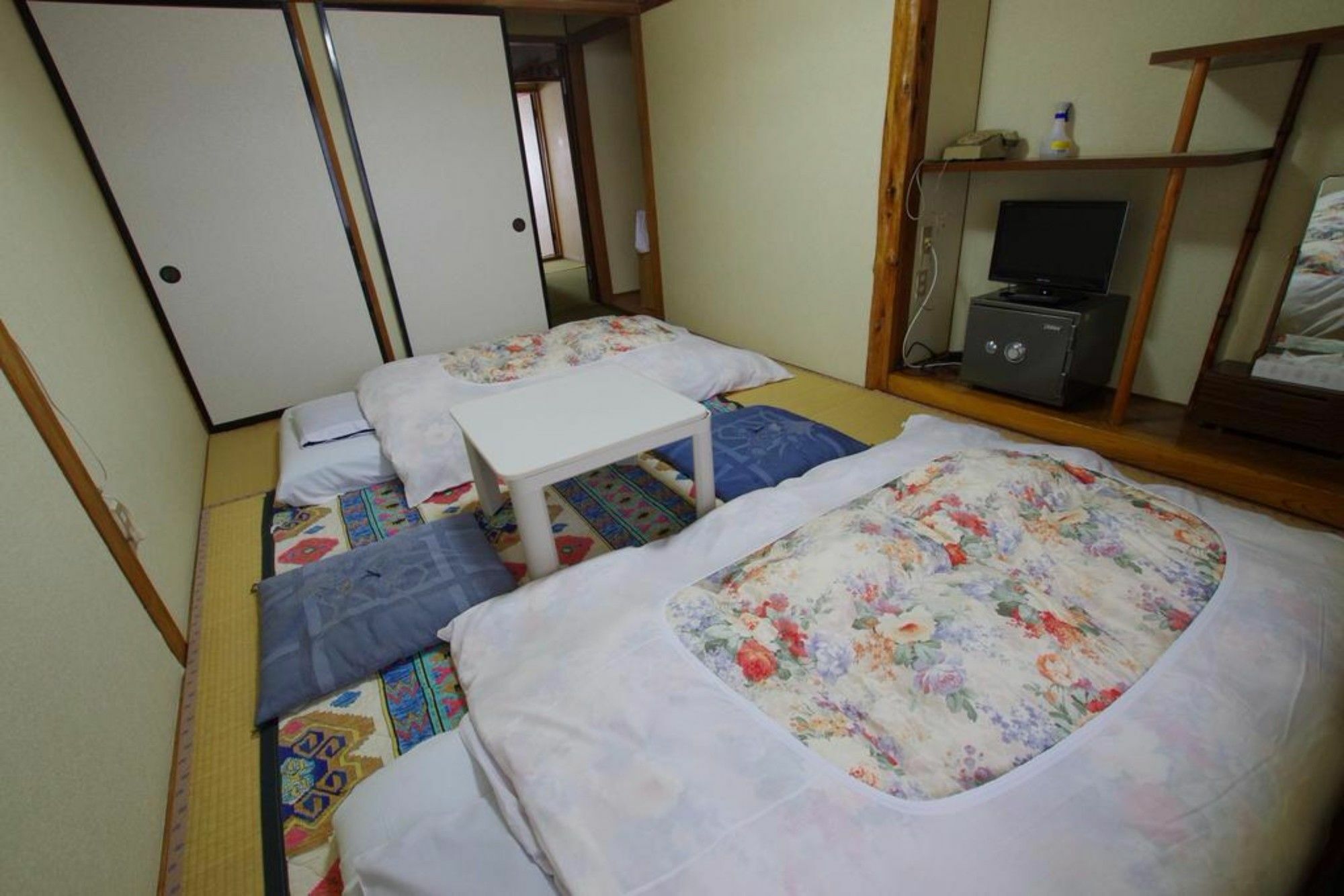 Hakuba Ski-Kan Buitenkant foto